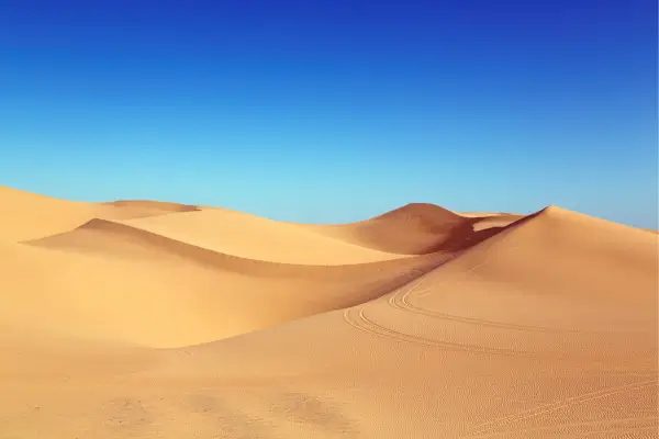 Paisagens Desconhecidas do Deserto de Aurorina